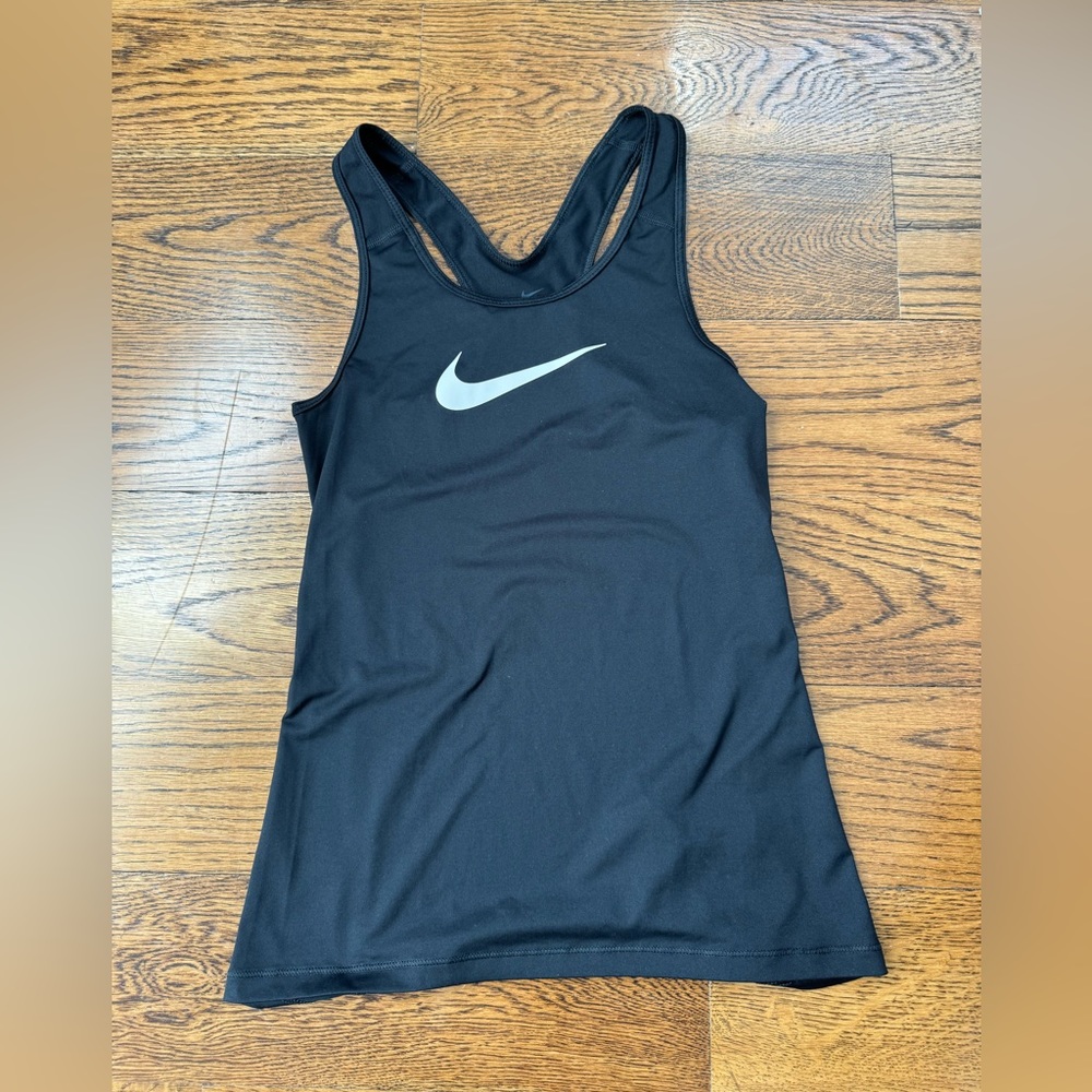 Nike work out top